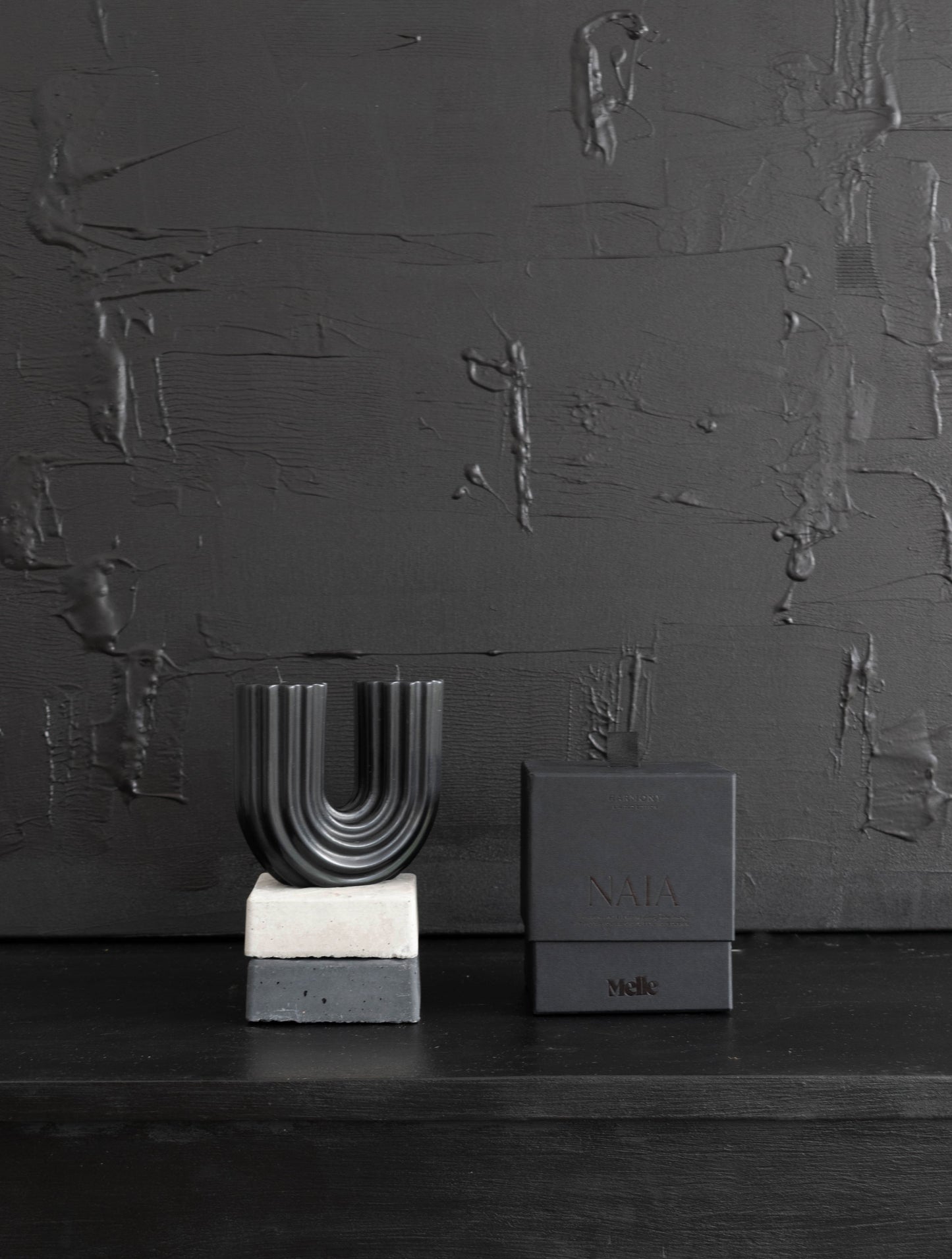 The Harmony Candle — Noir
