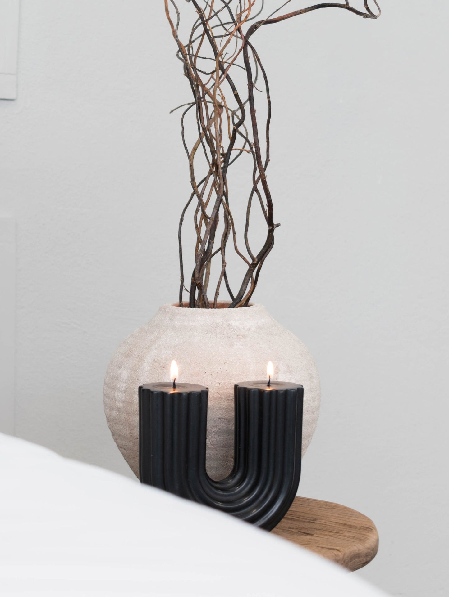 The Harmony Candle — Noir