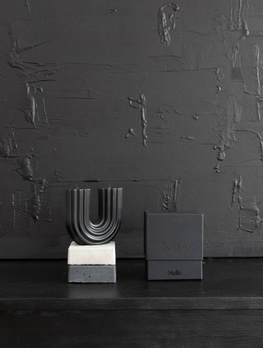 The Harmony Candle — Noir